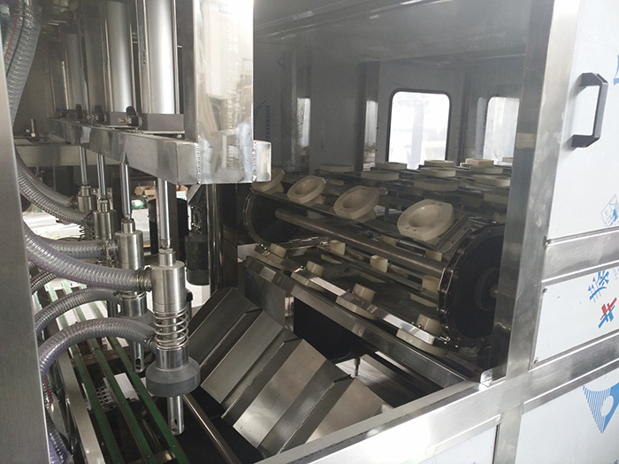 600桶五加侖灌裝機閥體系統